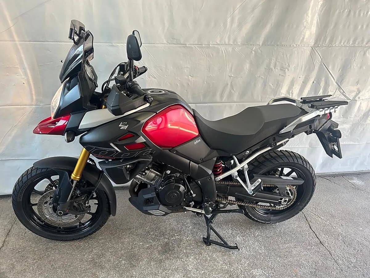 Suzuki V-Strom 2014 – € 5.990, 55 700 km – Bild 1 von 2
