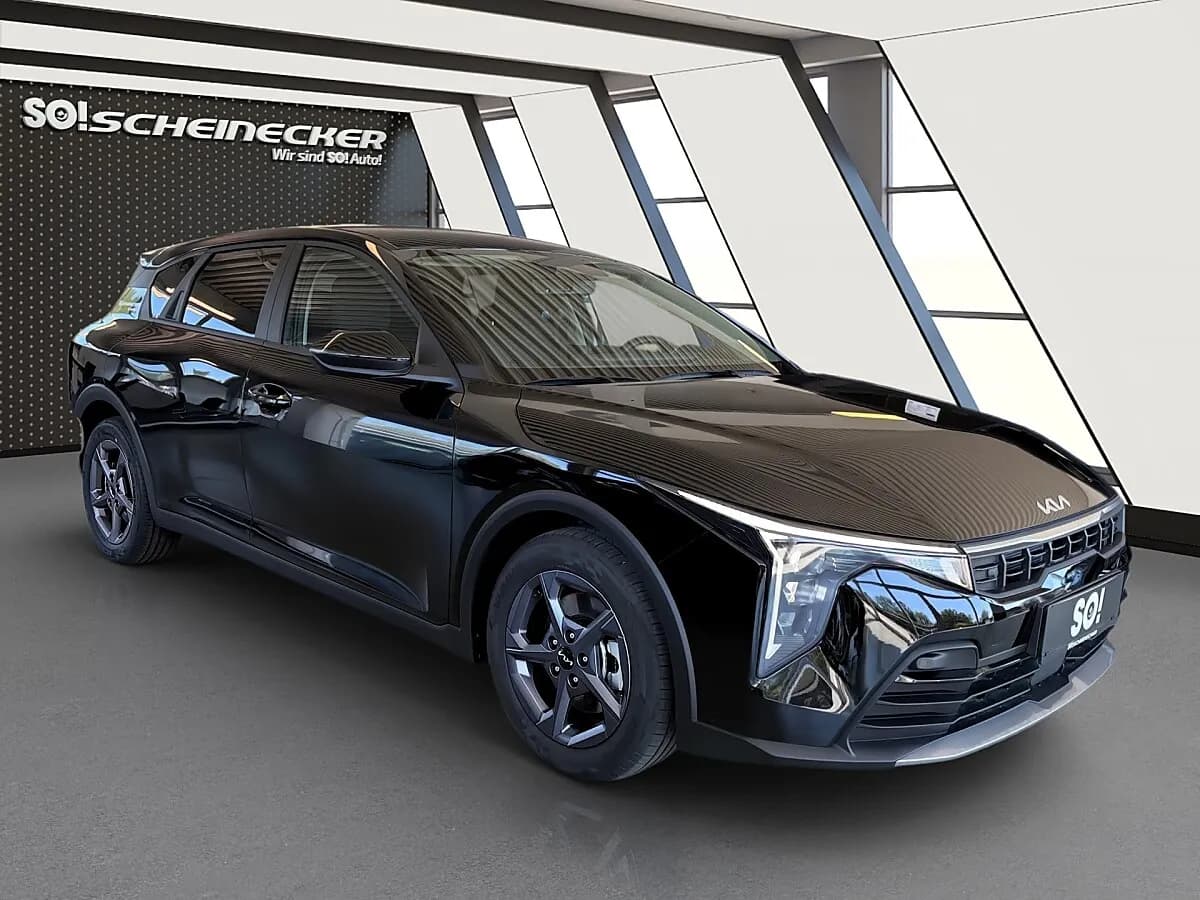 KIA K4