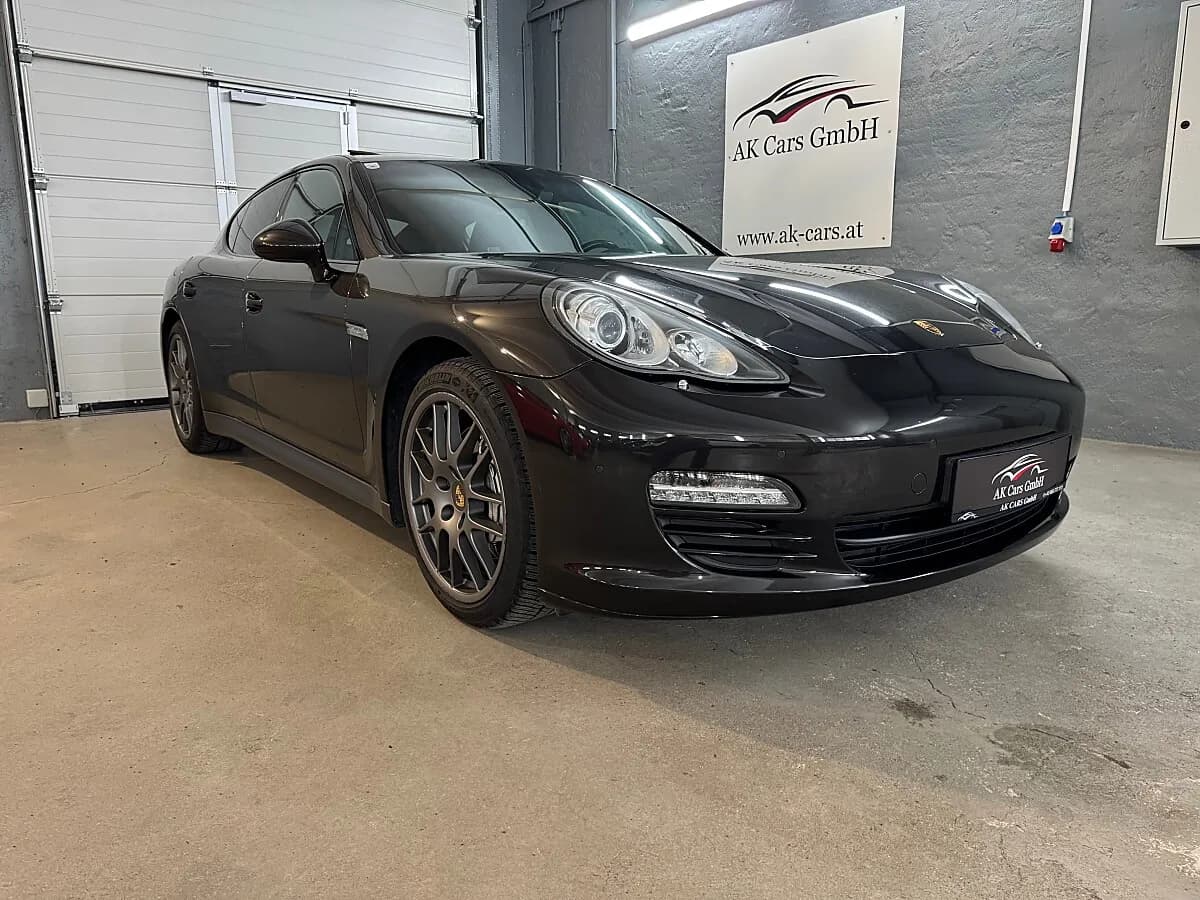 Porsche Panamera 2012 – € 26.900, 140 000 km – Bild 1 von 27