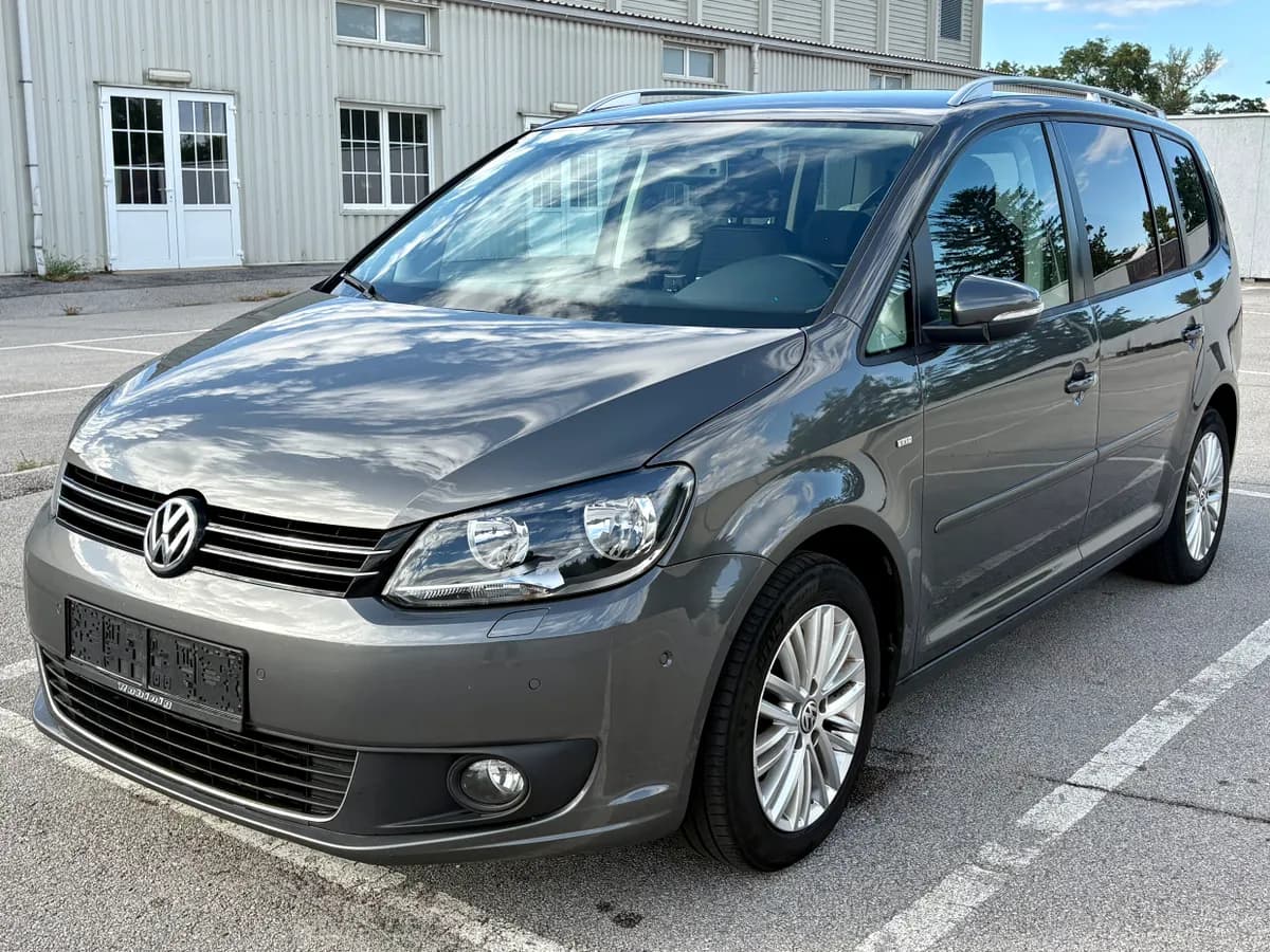 VW Touran 2015 – € 8.800, 214 869 km – Bild 1 von 17