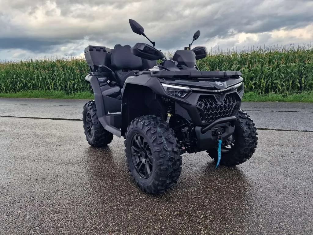 CFMOTO CForce – € 9.490, 0 km – Bild 1 von 5
