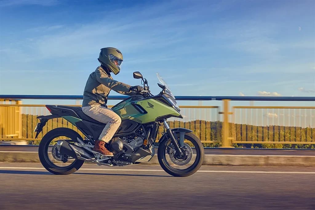 Honda NC – € 9.990, 0 km – Bild 1 von 15