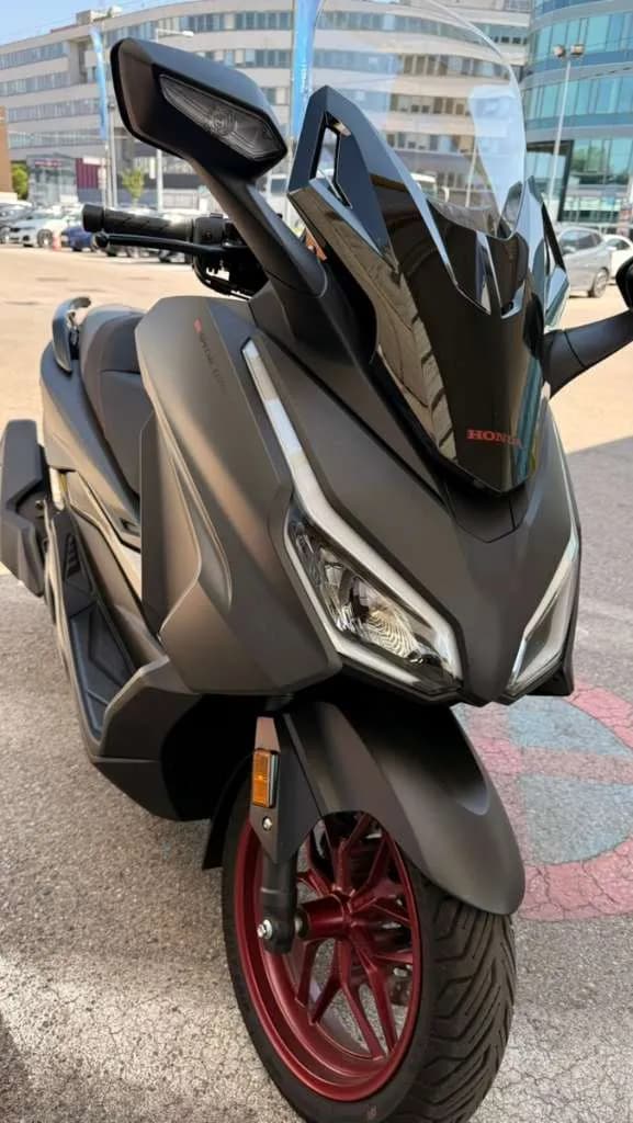 Honda Forza
