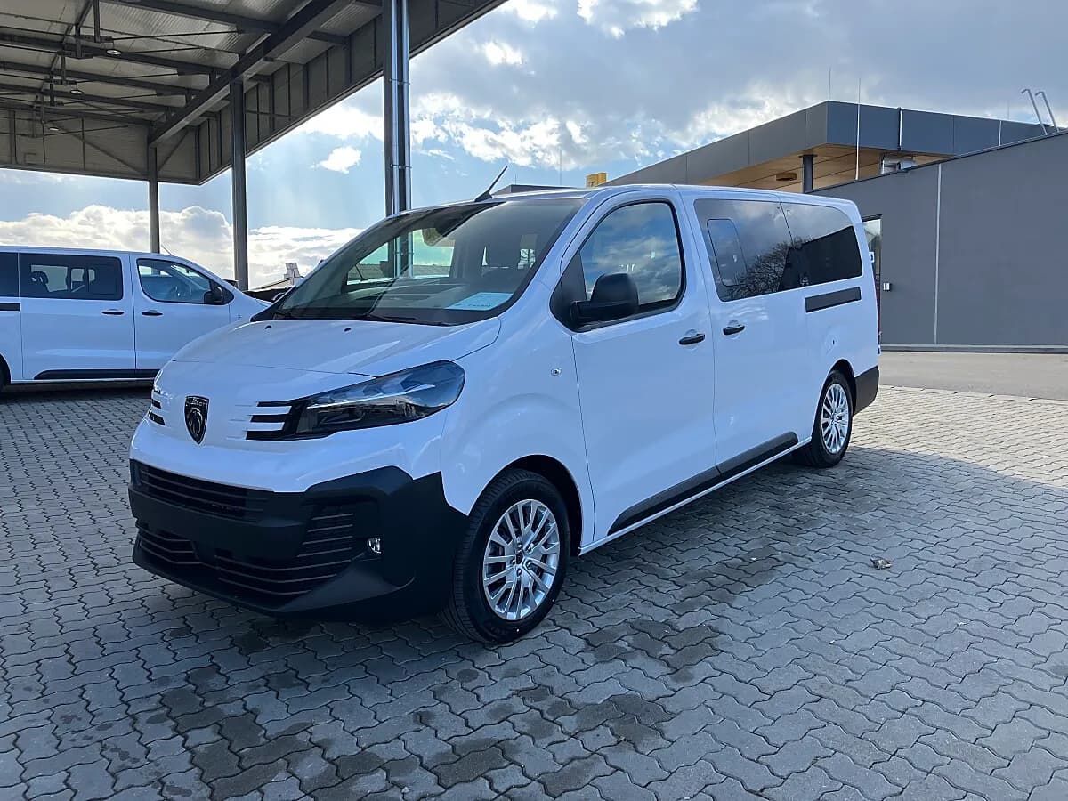 Peugeot Expert 2026 – € 41.990, 150 km – Bild 1 von 17