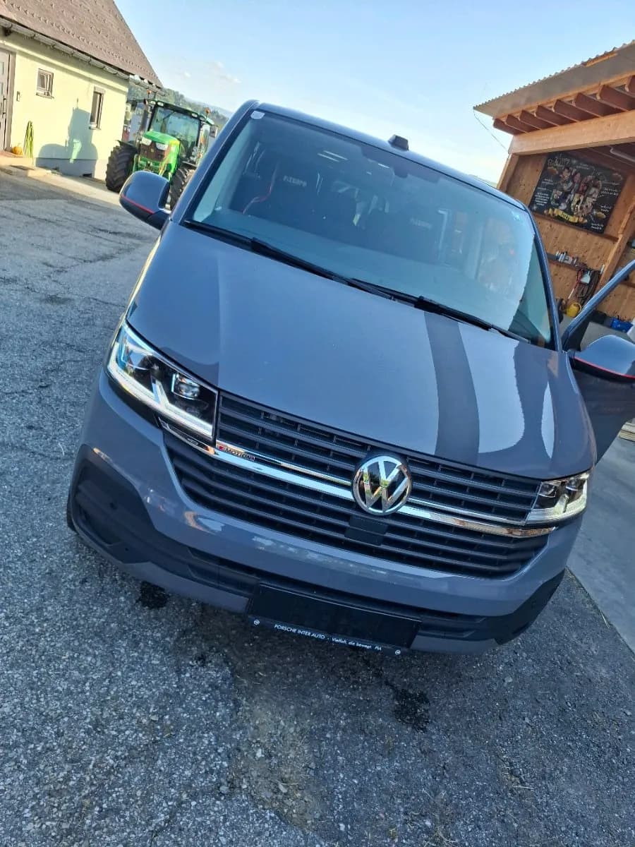 VW Caravelle