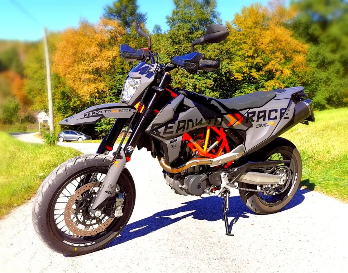 KTM 690
