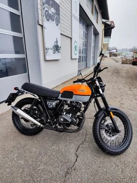 Brixton Cromwell 125 – € 3.199, 0 km – Bild 1 von 3