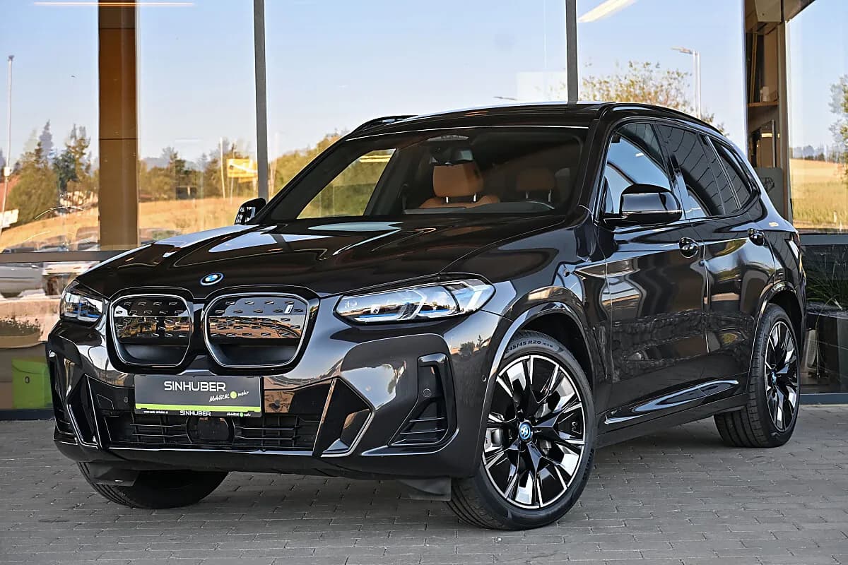 BMW iX3