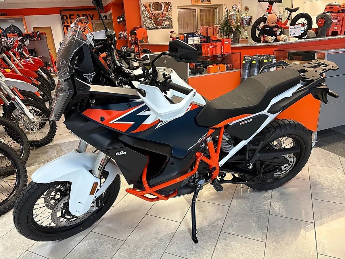 KTM Adventure