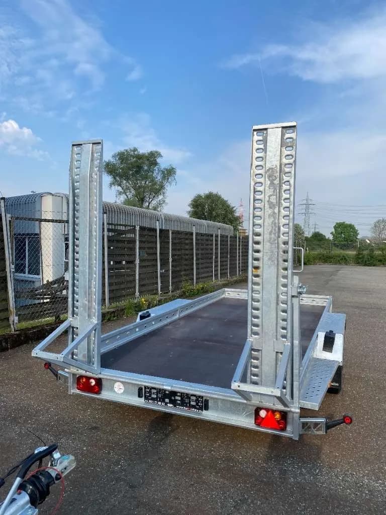 Sonstige Sonstige – € 4.990, 1 km – Bild 1 von 5