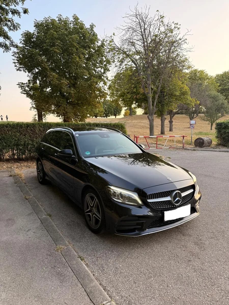 Mercedes-Benz C-Klasse 2020 – € 20.490, 175 000 km – Bild 1 von 10