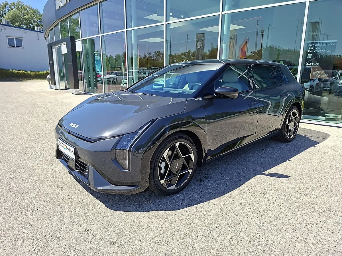 KIA EV4