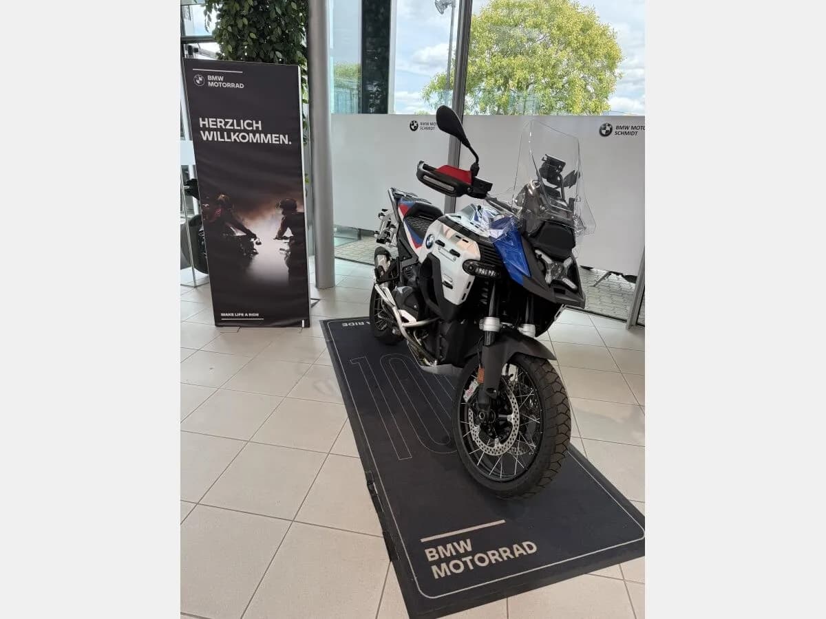 BMW R 1300 GS 2025 – € 27.990, 7 500 km – Bild 1 von 9