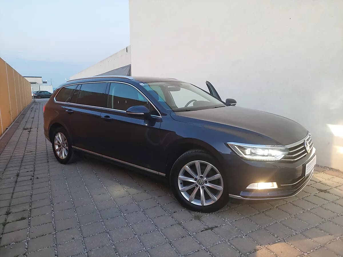 VW Passat