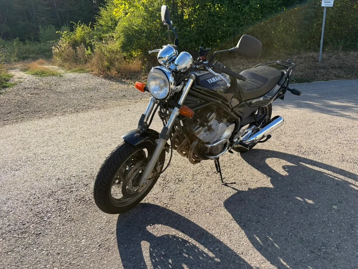 Yamaha XJ
