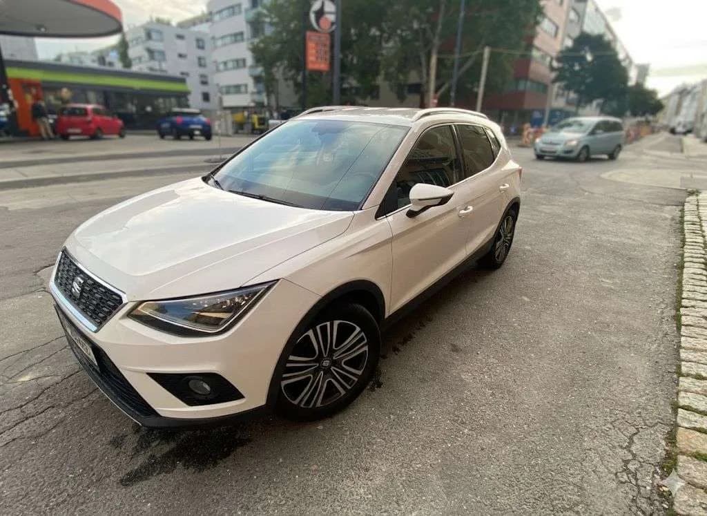 Seat Arona 2020 – € 14.990, 125 000 km – Bild 1 von 6