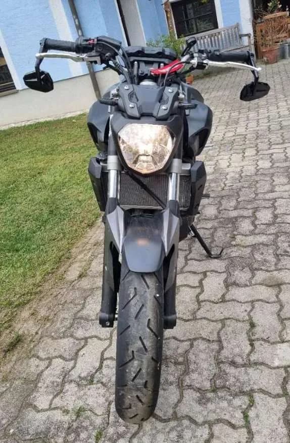 Yamaha MT