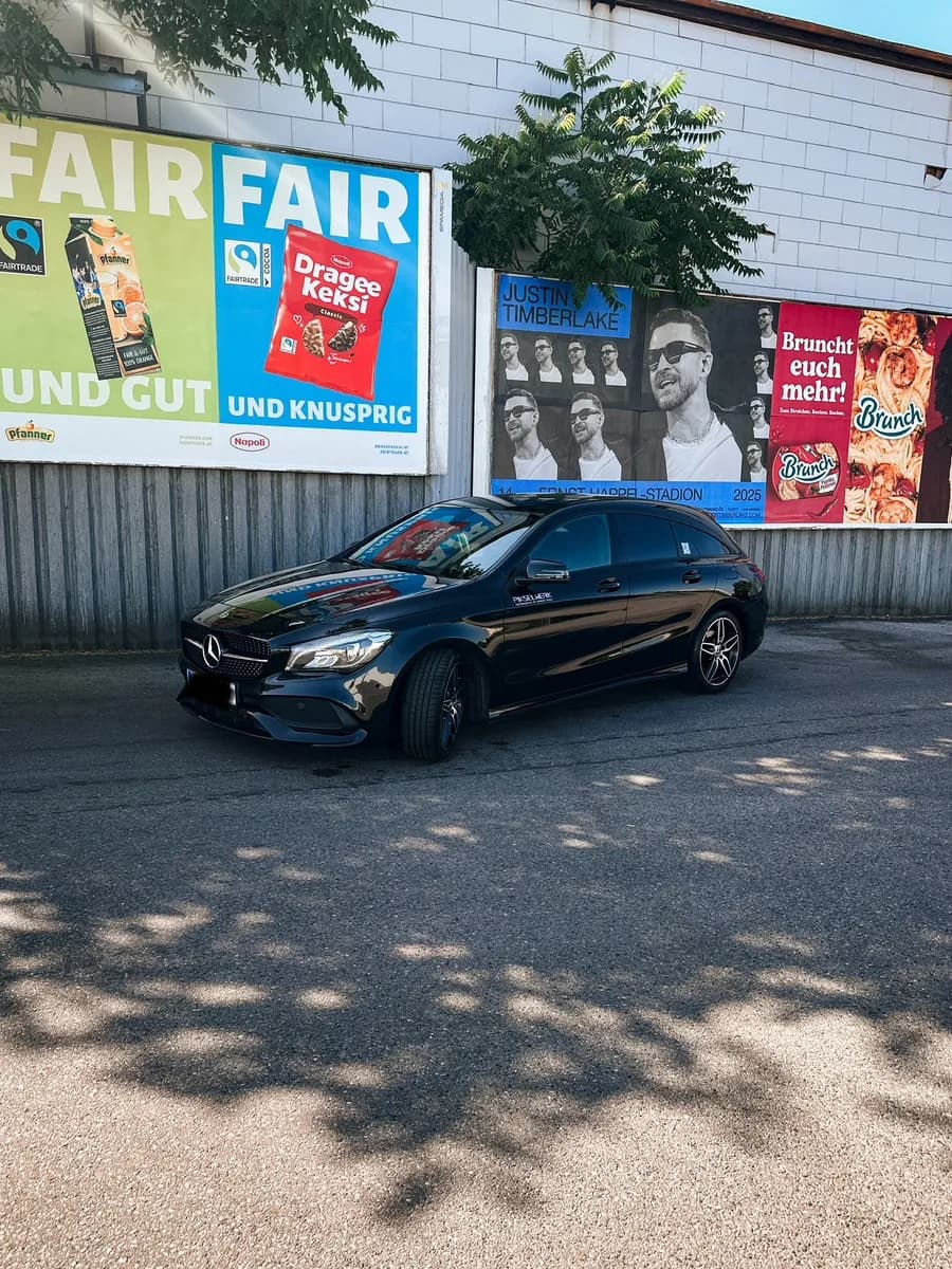 Mercedes-Benz CLA-Klasse 2017 – € 13.200, 192 000 km – Bild 1 von 3