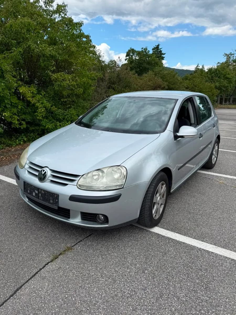 VW Golf 2005 – € 600, 260 850 km – Bild 1 von 8