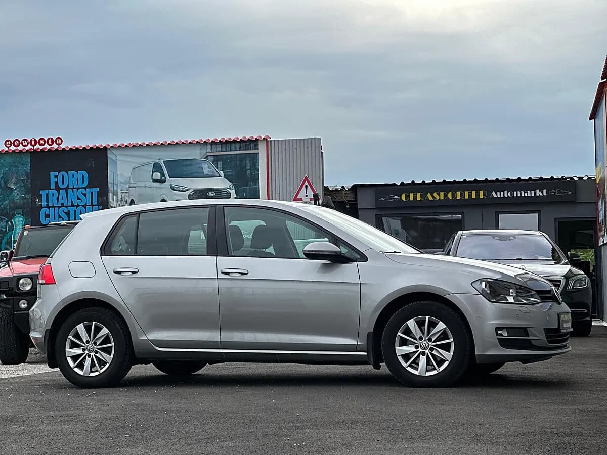 VW Golf