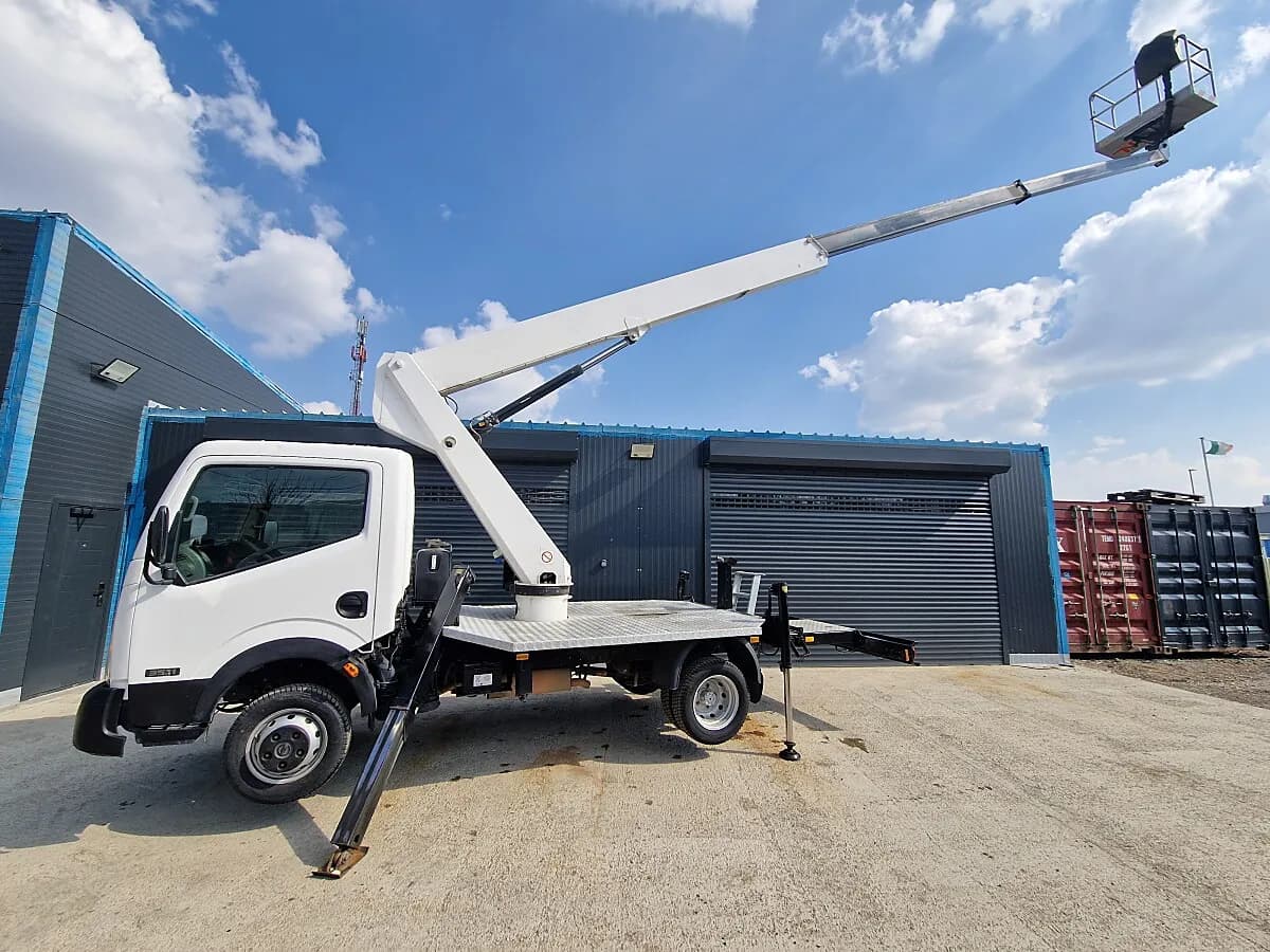Nissan Cabstar