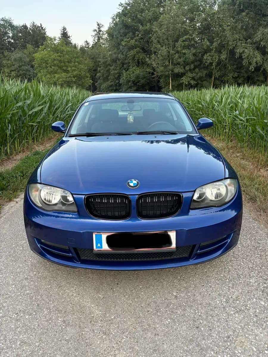 BMW 1er-Reihe 2009 – € 5.000, 231 550 km – Bild 1 von 9