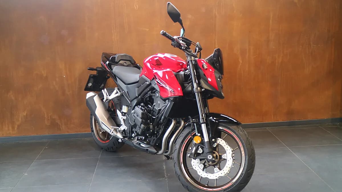 Honda CB – € 7.300, 0 km – Bild 1 von 4
