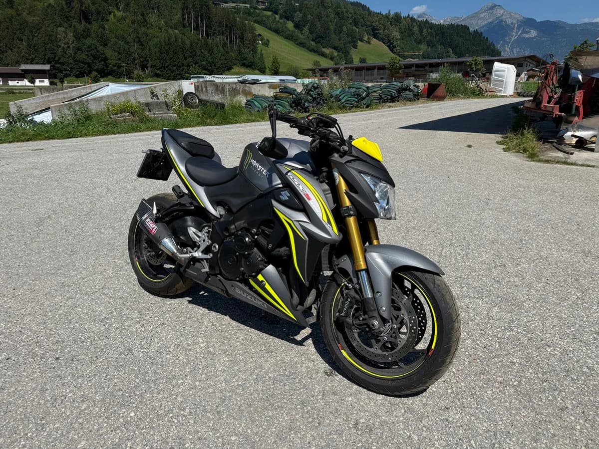 Suzuki GSX-S