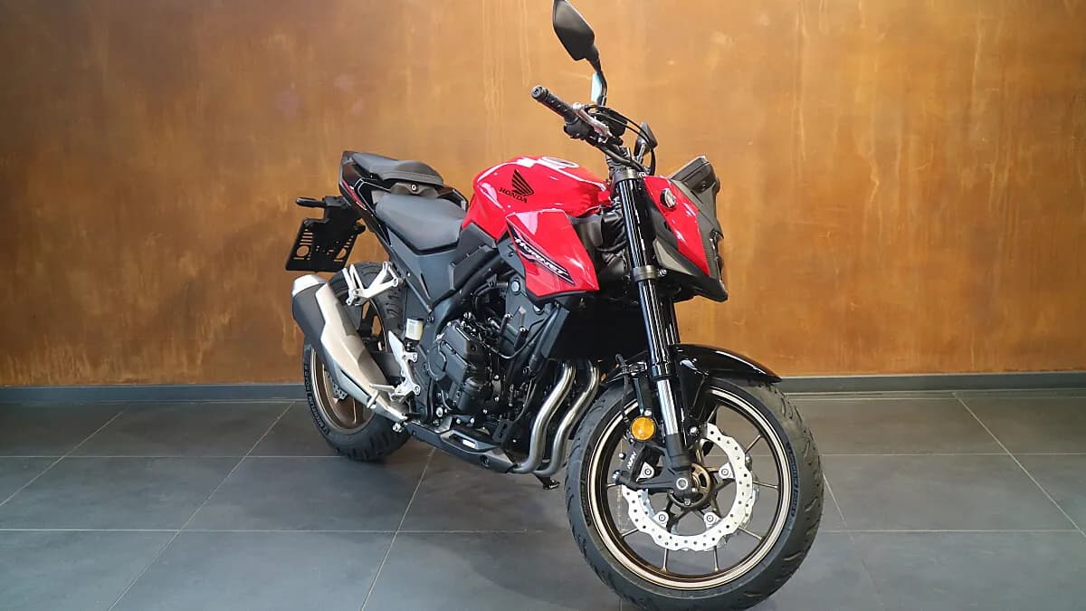 Honda CB – € 6.800, 0 km – Bild 1 von 4