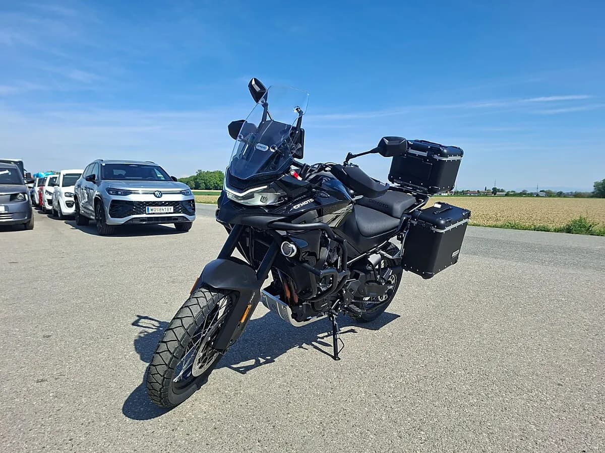 CFMOTO 800MT EXPLORE