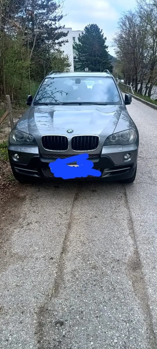 BMW X5 2009 – € 11.650, 240 000 km – Bild 1 von 12