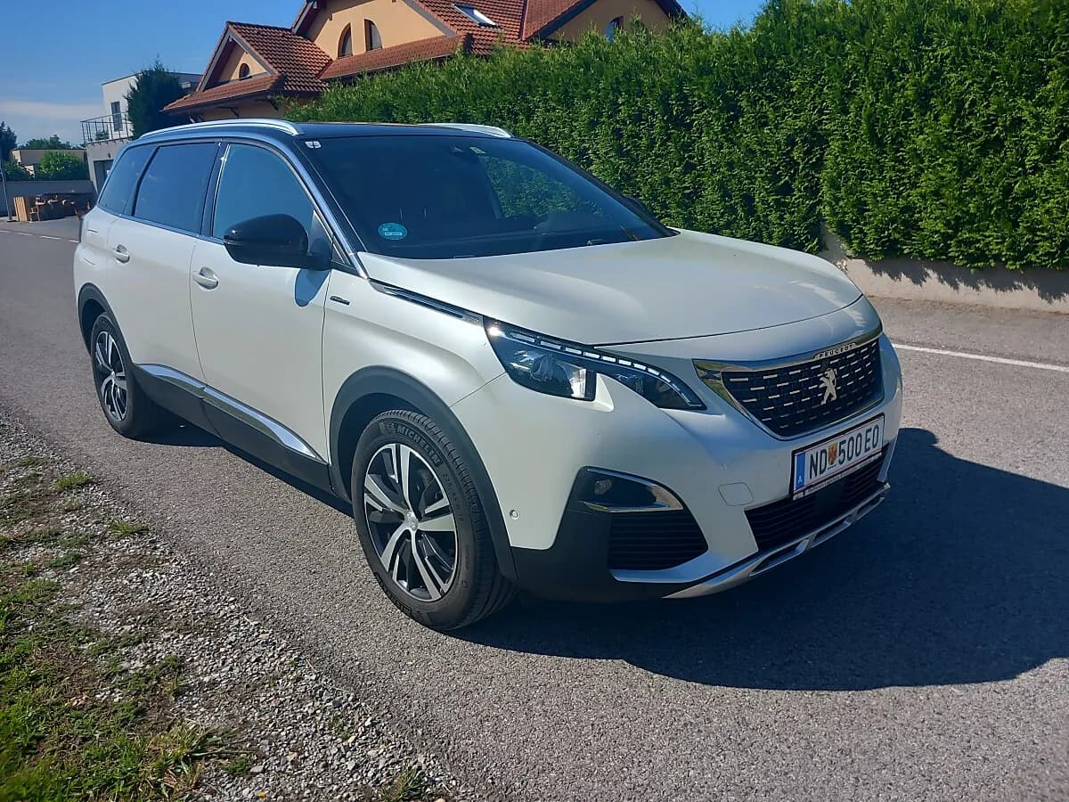 Peugeot 5008