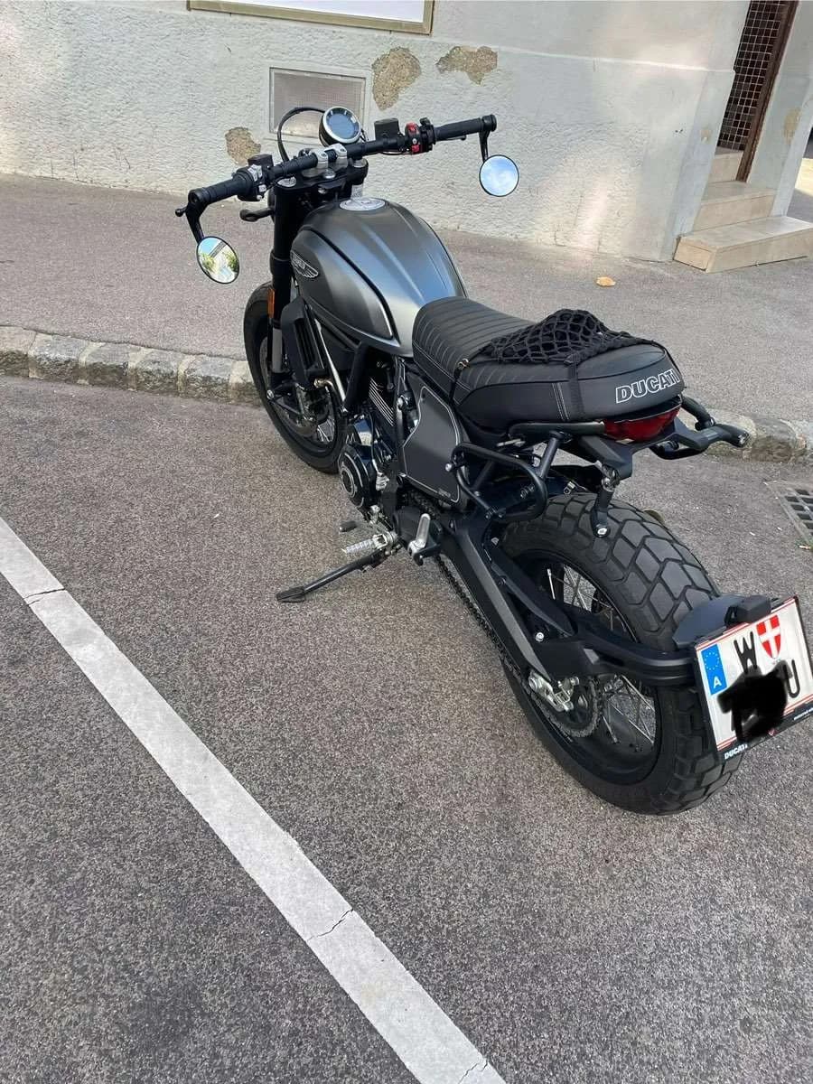 Ducati Scrambler 2023 – € 9.500, 12 000 km – Bild 1 von 7