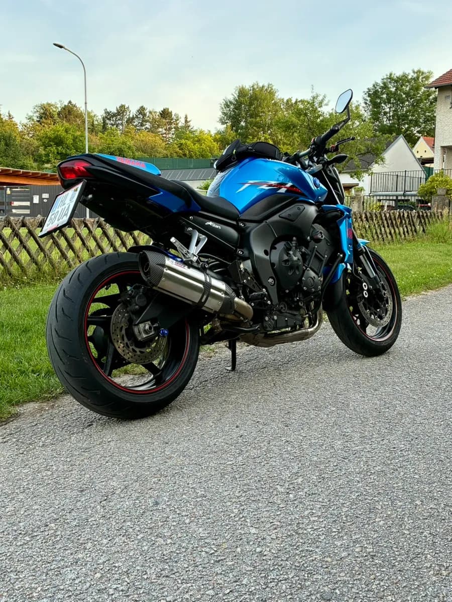 Yamaha FZ 1