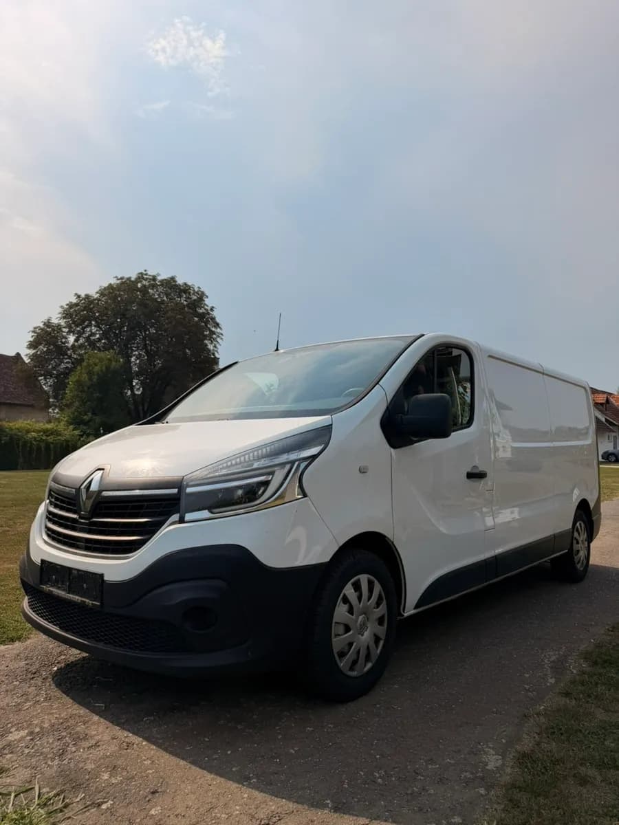 Renault Trafic 2020 – € 11.000, 176 500 km – Bild 1 von 13