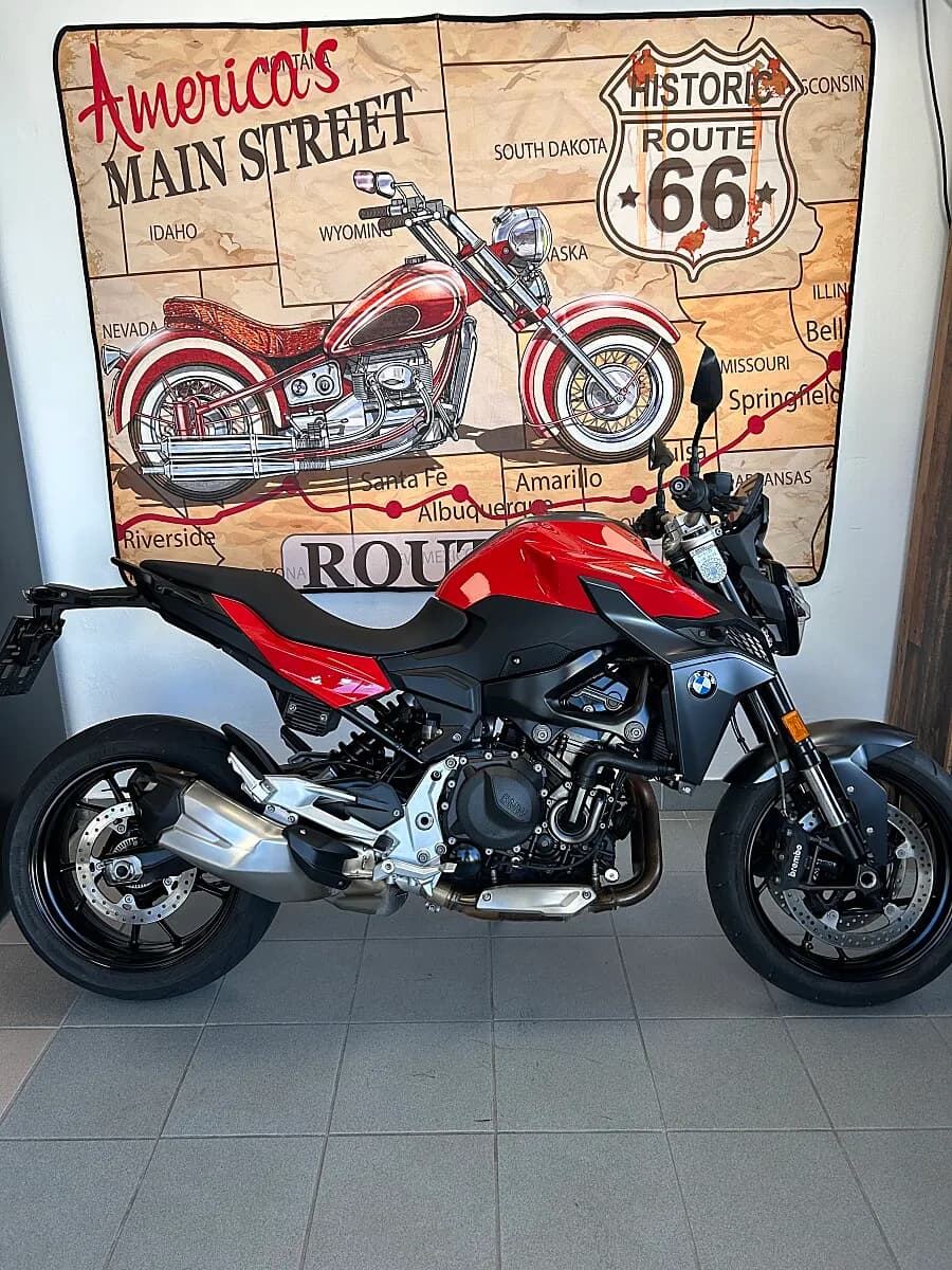 BMW F 900 R