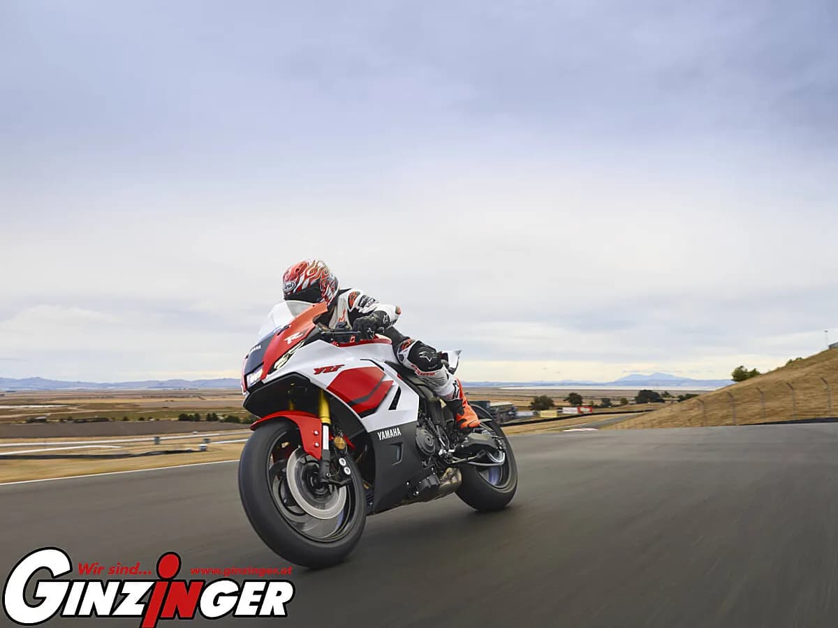 Yamaha YZF – € 11.499, 0 km – Bild 1 von 12
