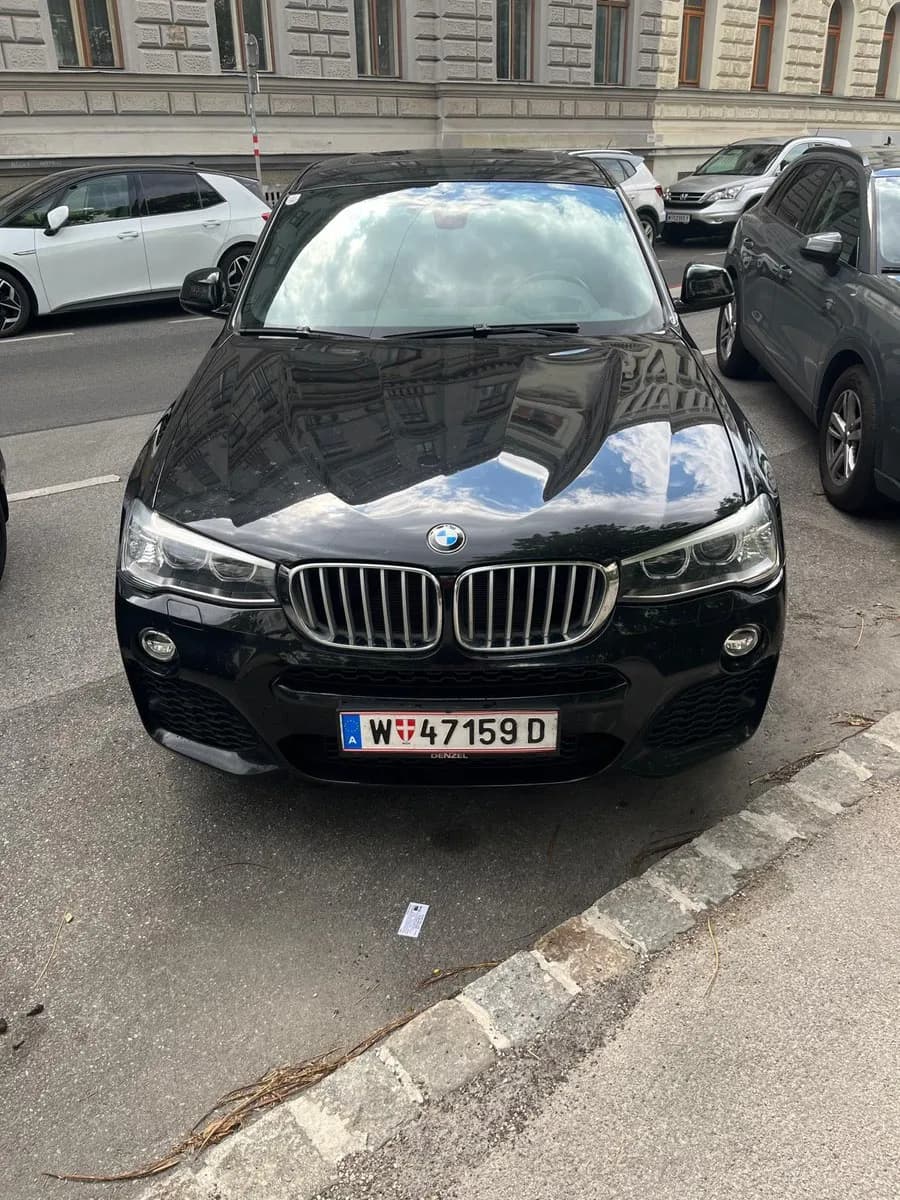BMW X4 2015 – € 22.500, 135 000 km – Bild 1 von 9