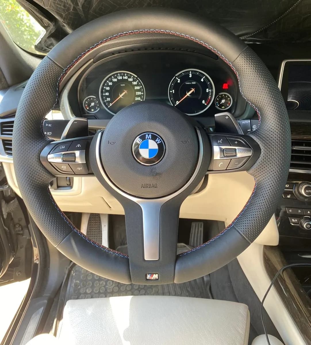 BMW X5 2015 – € 27.800, 174 000 km – Bild 1 von 12