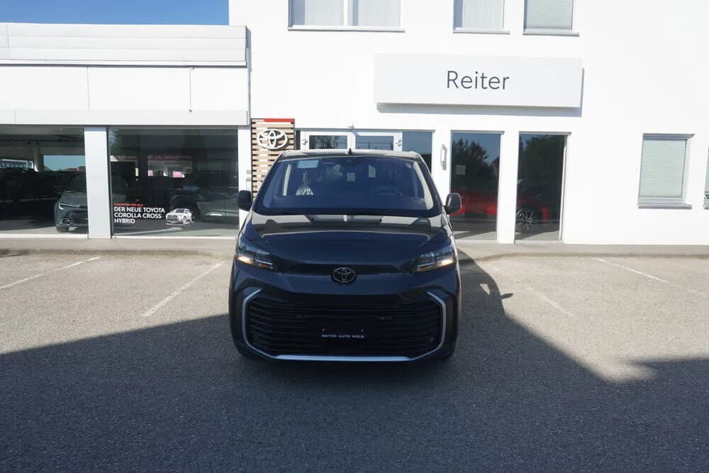 Toyota Proace – € 41.990, 50 km – Bild 1 von 9