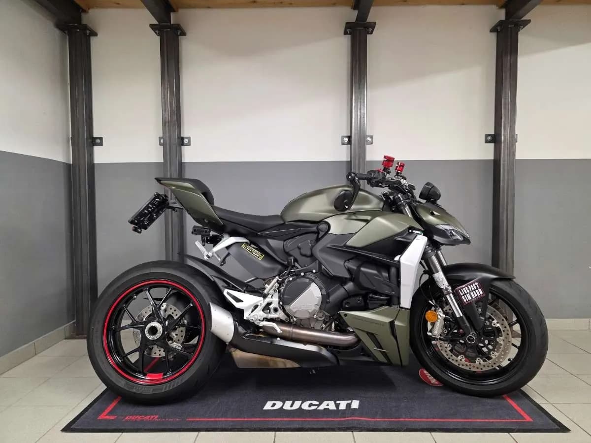 Ducati Streetfighter