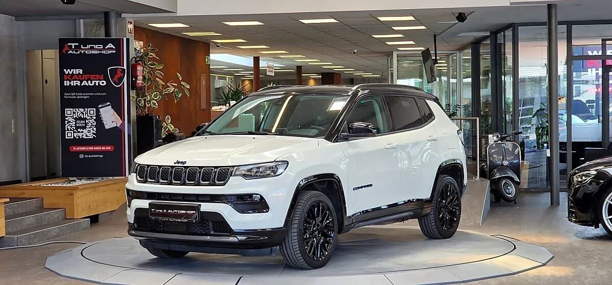 Jeep Compass 2023 – € 27.480, 35 603 km – Bild 1 von 16
