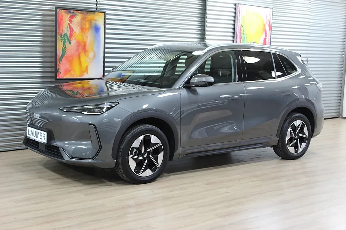 Geely E5