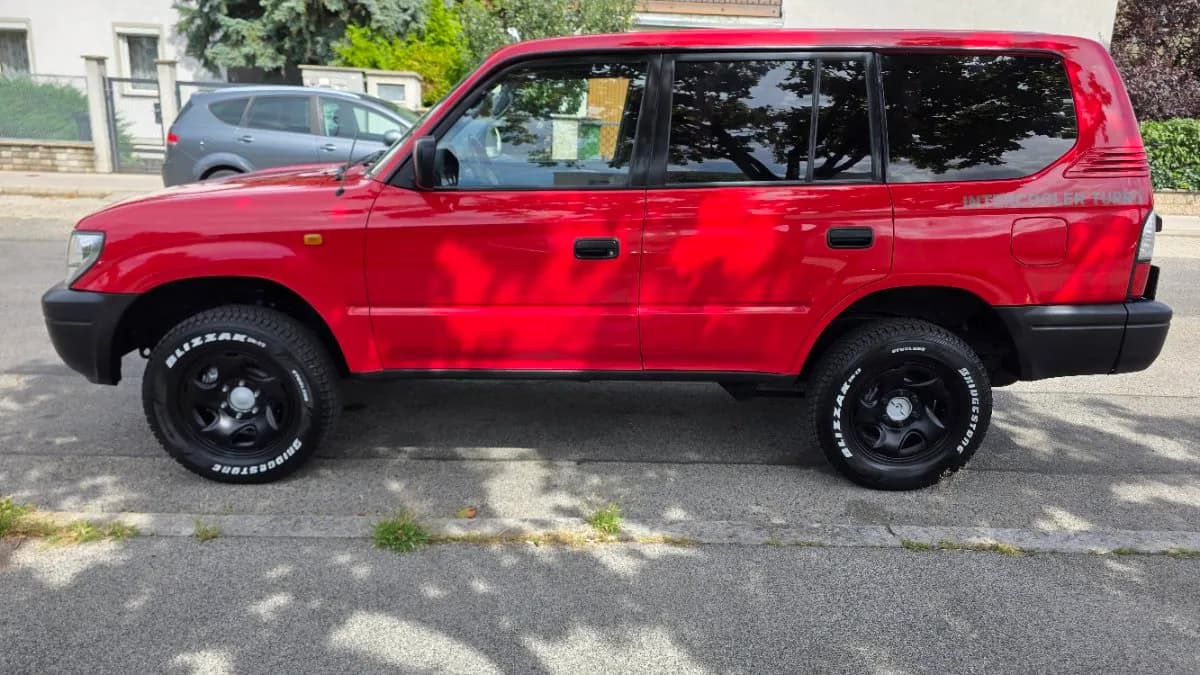 Toyota Land Cruiser