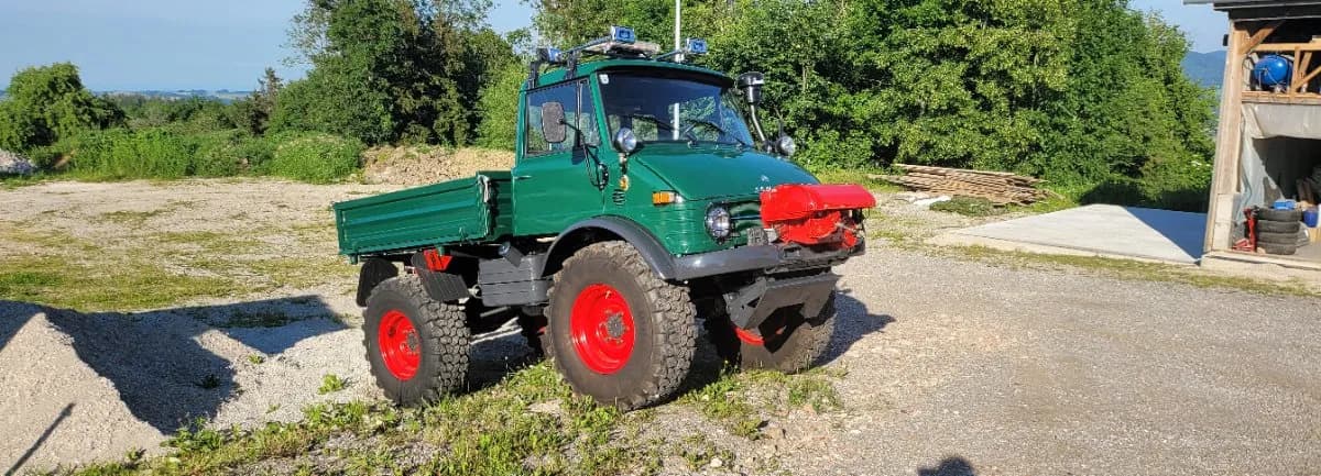 Mercedes-Benz Unimog