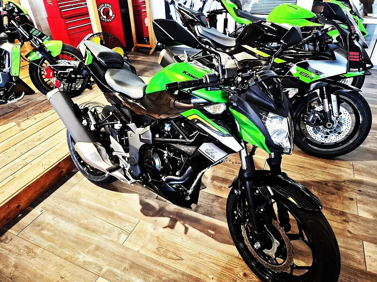 Kawasaki Z – € 4.299, 0 km – Bild 1 von 3