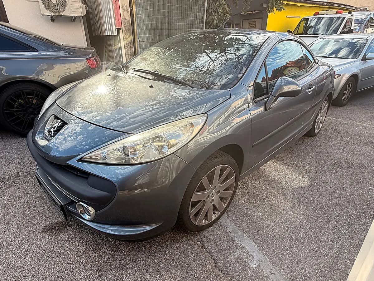 Peugeot 207 2007 – € 350, 140 000 km – Bild 1 von 8