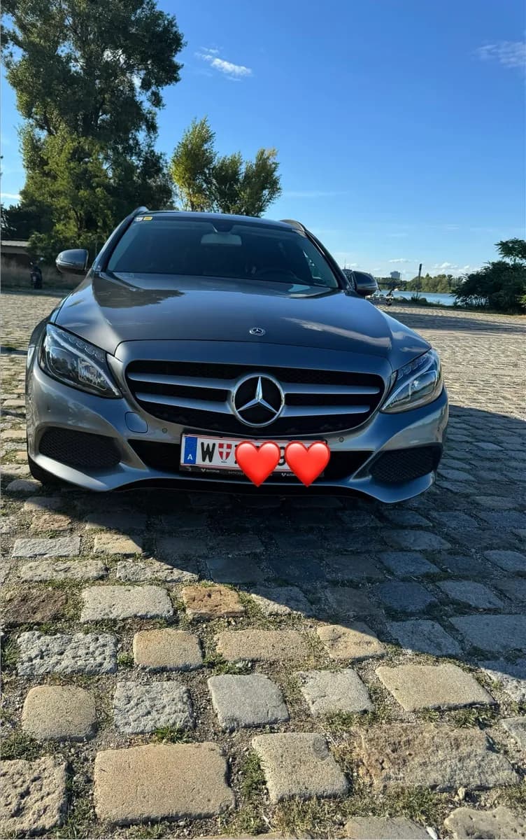 Mercedes-Benz C-Klasse 2018 – € 16.000, 145 000 km – Bild 1 von 22