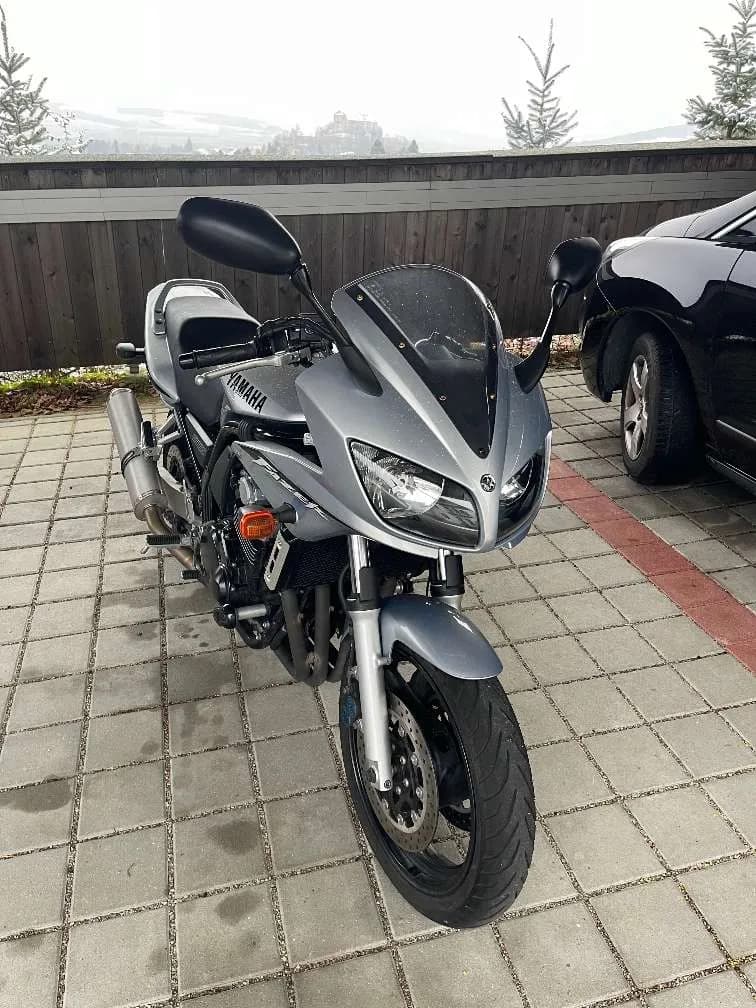 Yamaha FZS