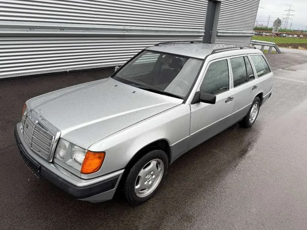 Mercedes-Benz Sonstige 1993 – € 5.999, 240 000 km – Bild 1 von 11